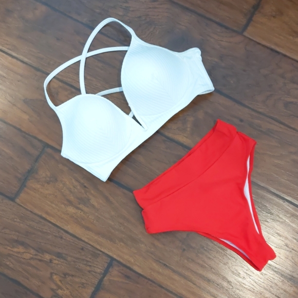 Shade & Shore Other - NWOT white and red bikini set 36D S